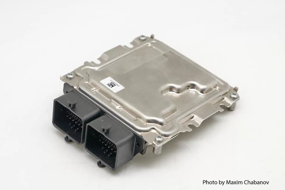 21214-1411020-70 ЭБУ BOSCH -Контроллер н/о Е-газ  (Е-5)
