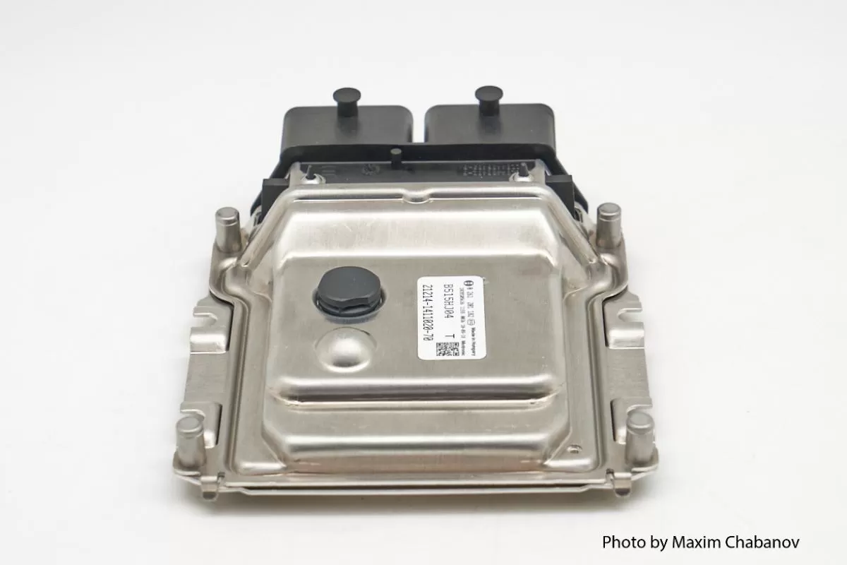 21214-1411020-70 ЭБУ BOSCH -Контроллер н/о Е-газ  (Е-5)